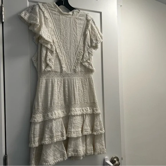 NWT Alice + Olivia Bea tiered ruffle dress size 4 - Picture 6 of 12